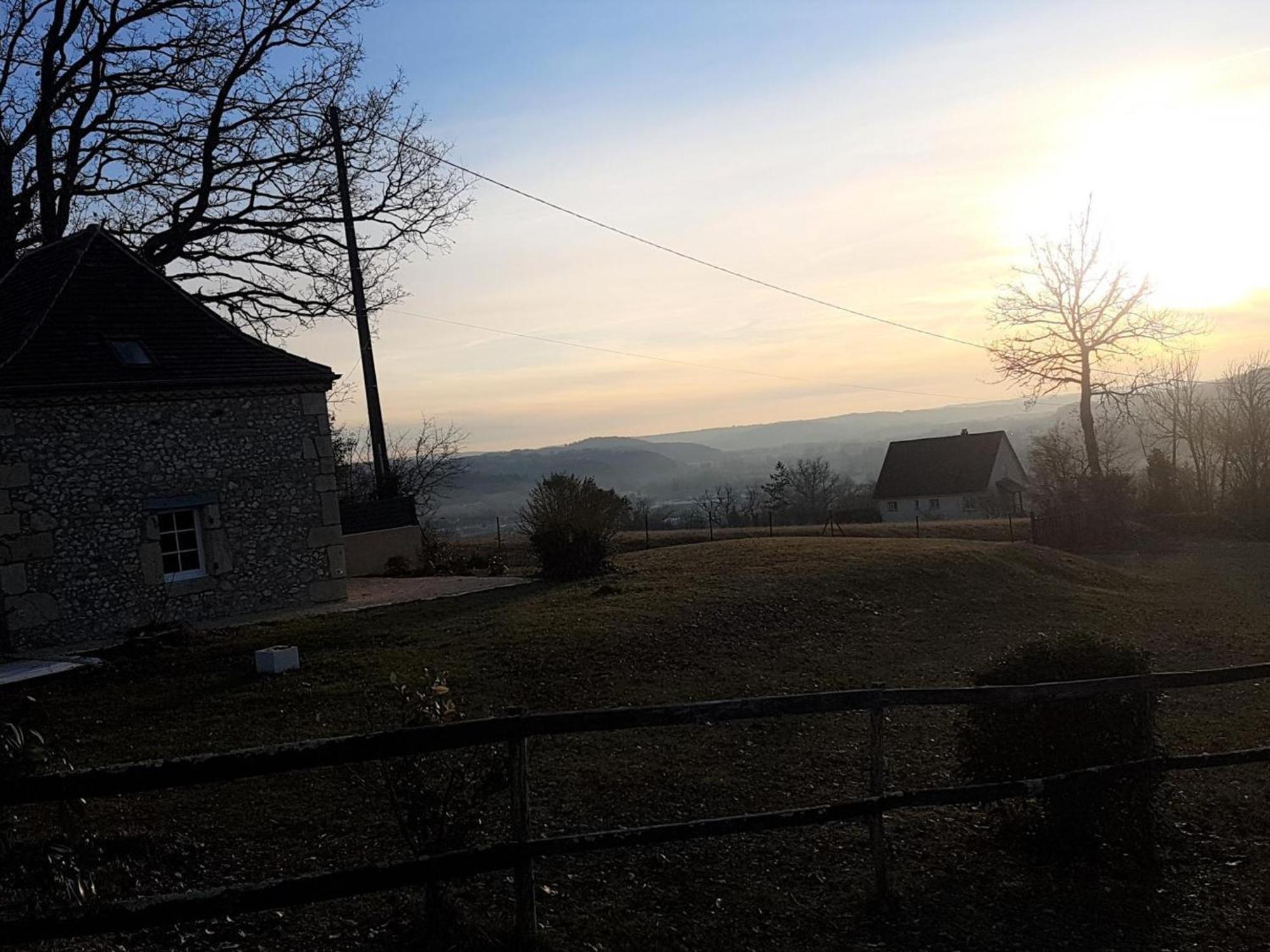 Maison Perigourdine Avec Jacuzzi, Jardin Prive Et Velos - Ideal 2 Personnes, Pres De Sarlat - Fr-1-616-209 Ле-Бюг Экстерьер фото